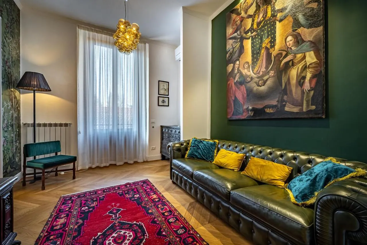 Yid Lux Suite Bolognese Florence 0*,  Italy