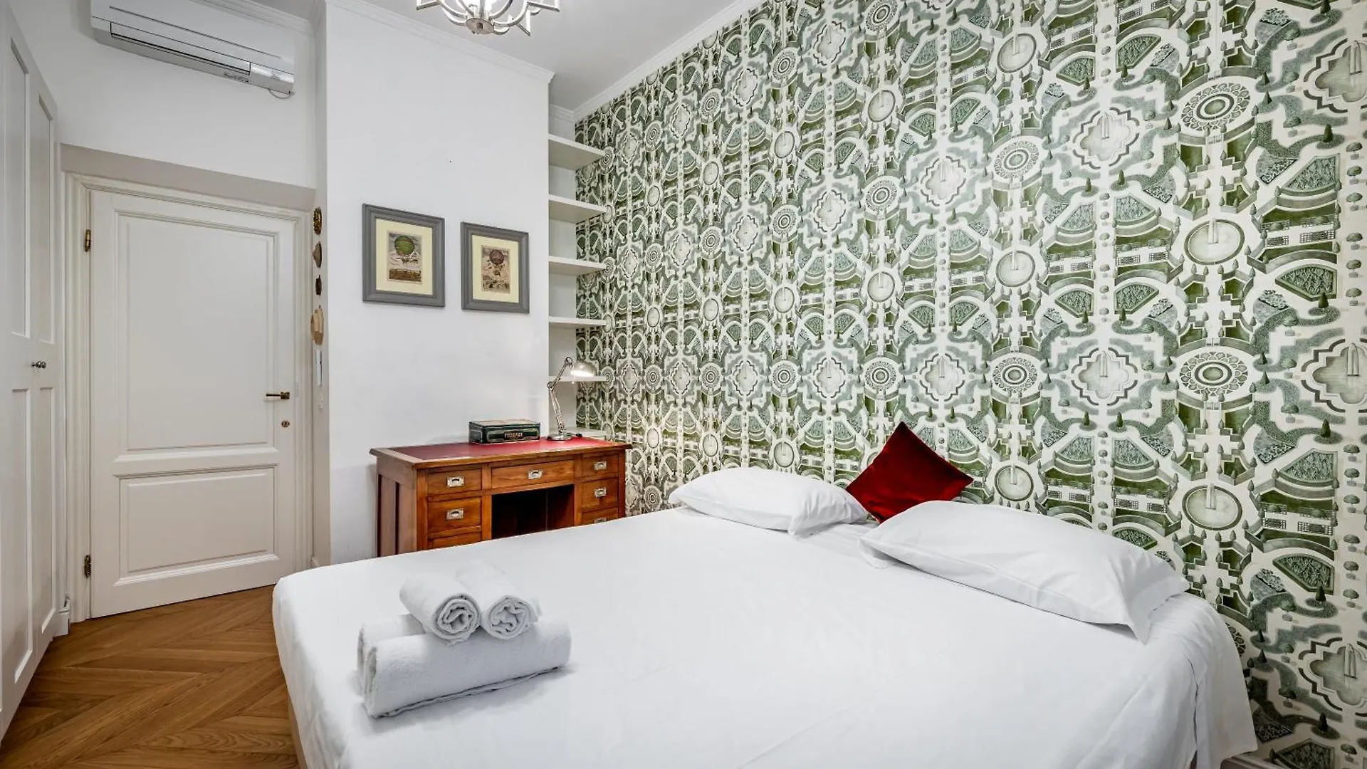 Yid Lux Suite Bolognese Florence Apartment